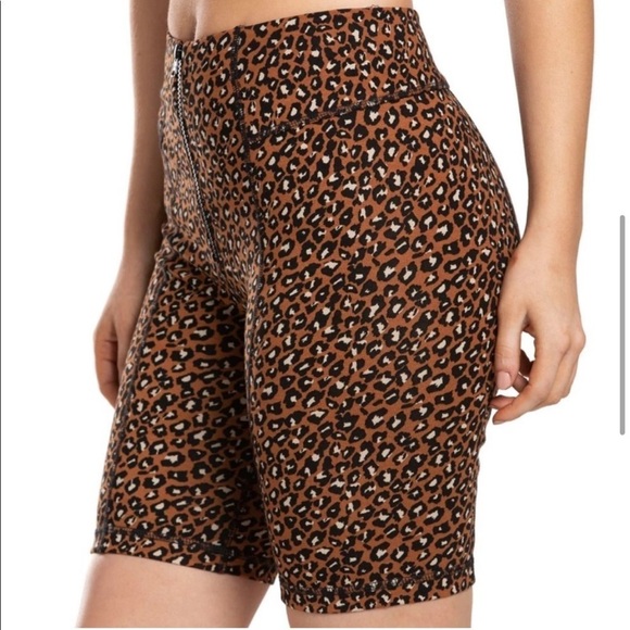 Free People Animal Print Bike Shorts “Lucky Strike” Cheetah Leopard High Rise - Picture 2 of 14